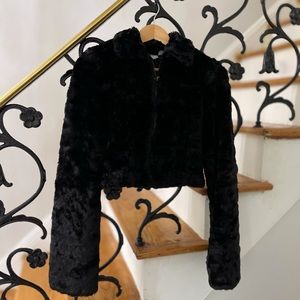JLo Cropped Faux Fur Jacket 🧥